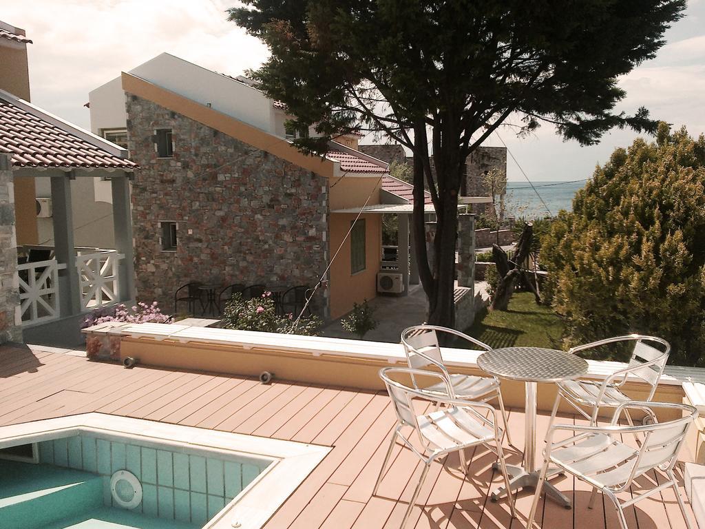 Sea Sun Aparthotel Plomari Exterior photo