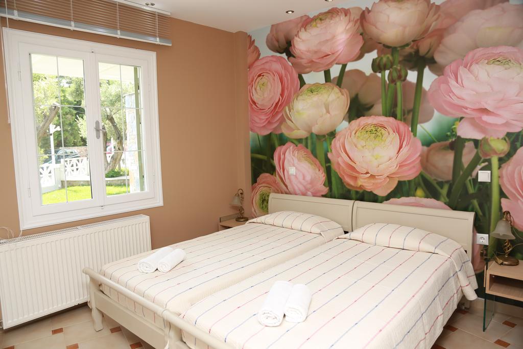 Sea Sun Aparthotel Plomari Room photo